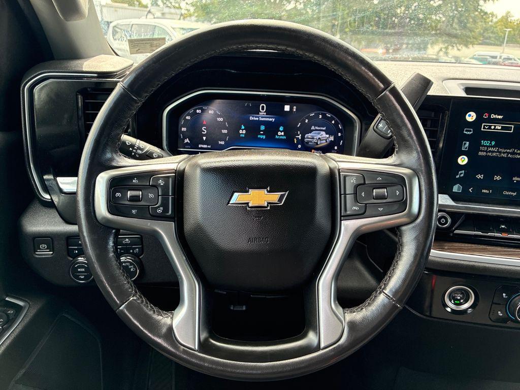 used 2022 Chevrolet Silverado 1500 car, priced at $33,800