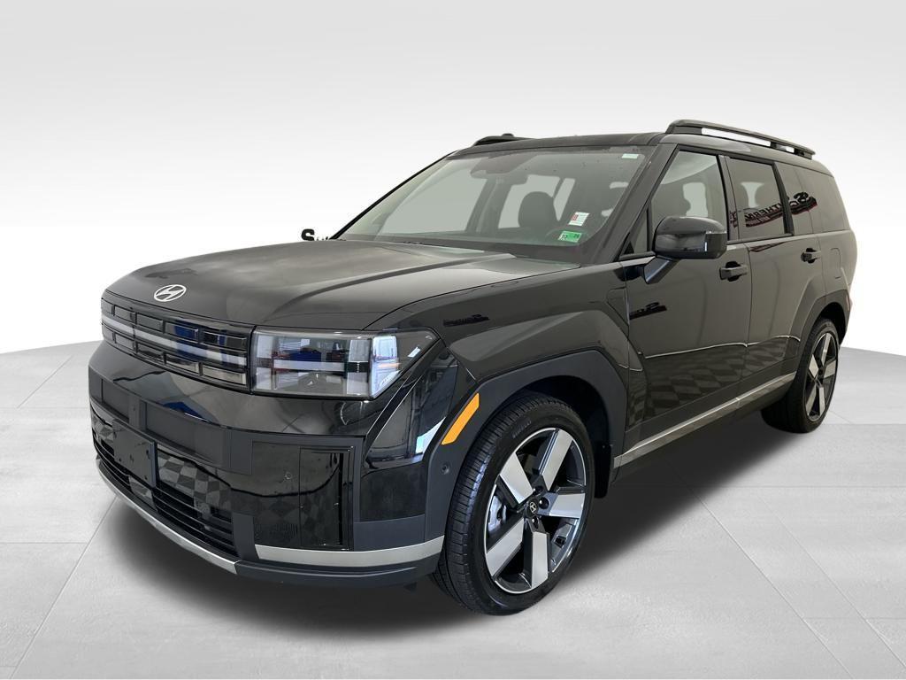 used 2025 Hyundai Santa Fe car, priced at $38,695
