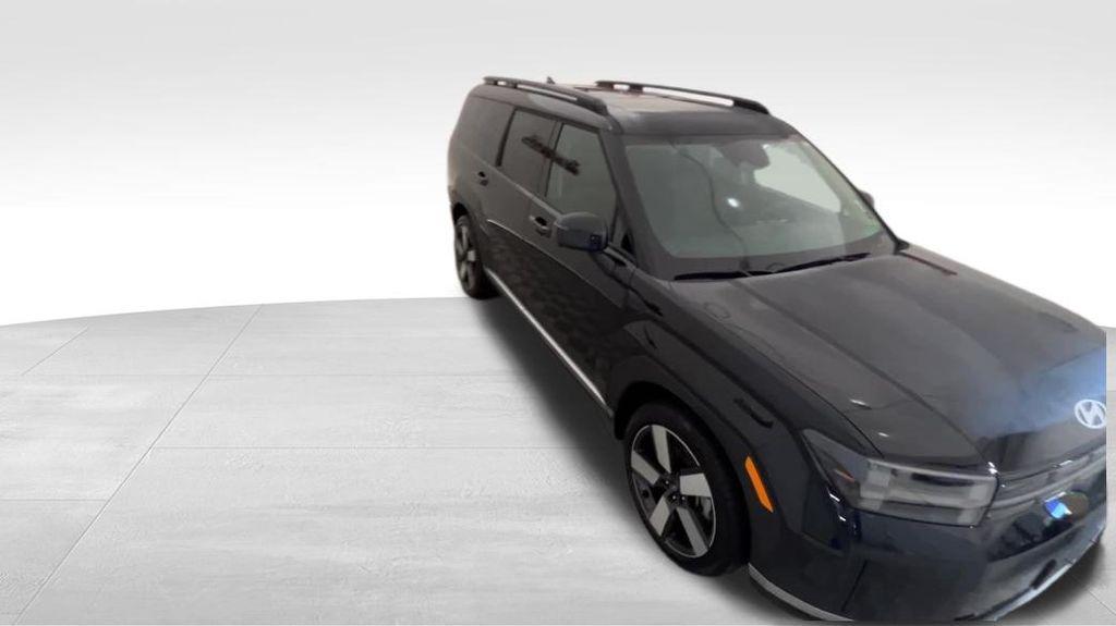 used 2025 Hyundai Santa Fe car, priced at $38,695
