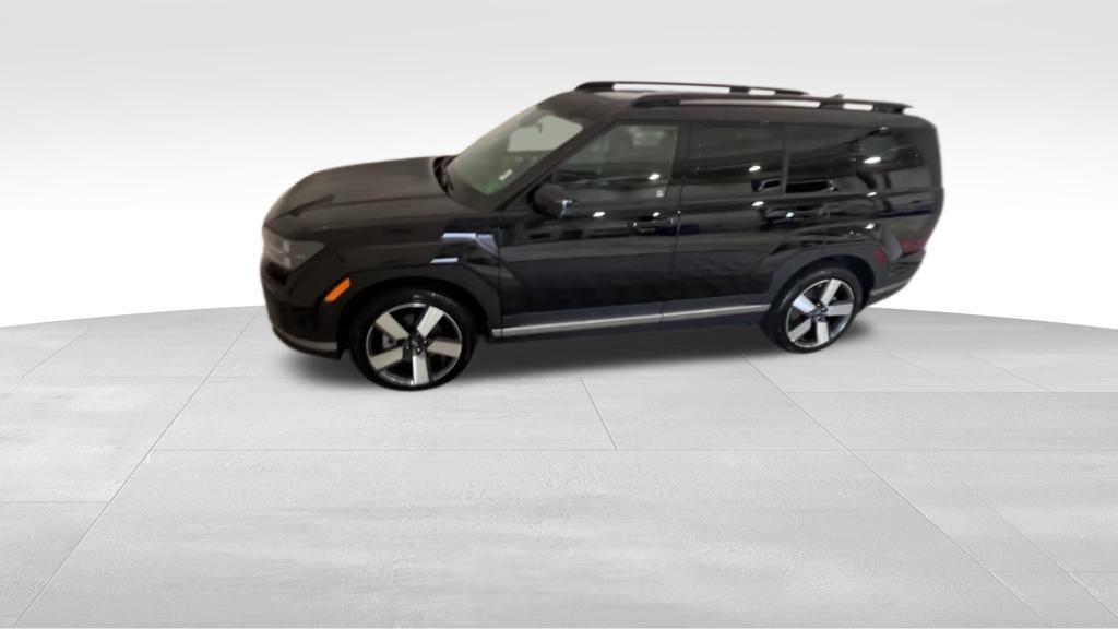 used 2025 Hyundai Santa Fe car, priced at $38,695