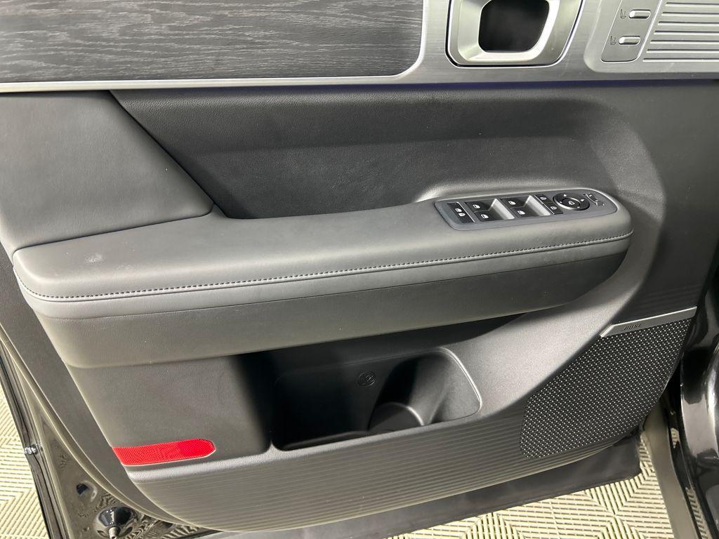 used 2025 Hyundai Santa Fe car, priced at $38,695