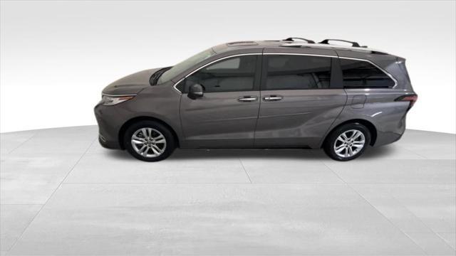 used 2022 Toyota Sienna car, priced at $44,725