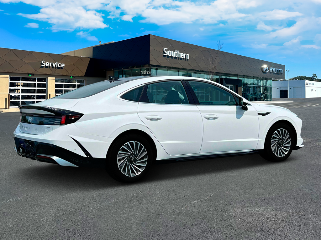 new 2025 Hyundai Sonata Hybrid car, priced at $38,709