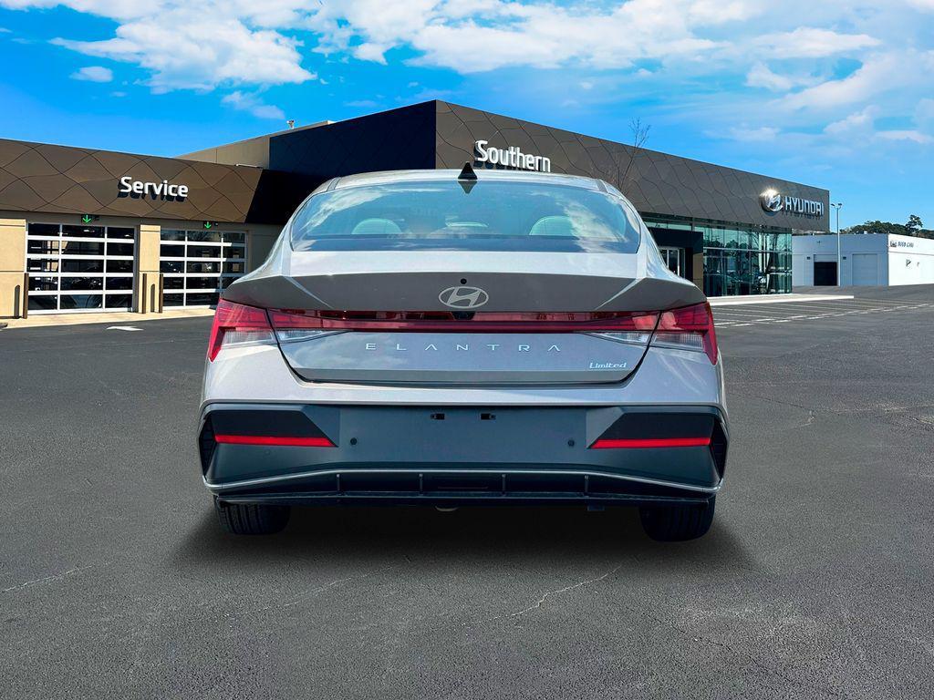 new 2025 Hyundai Elantra car, priced at $26,526