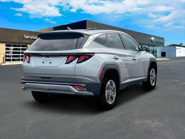 new 2025 Hyundai TUCSON Hybrid car, priced at $34,761