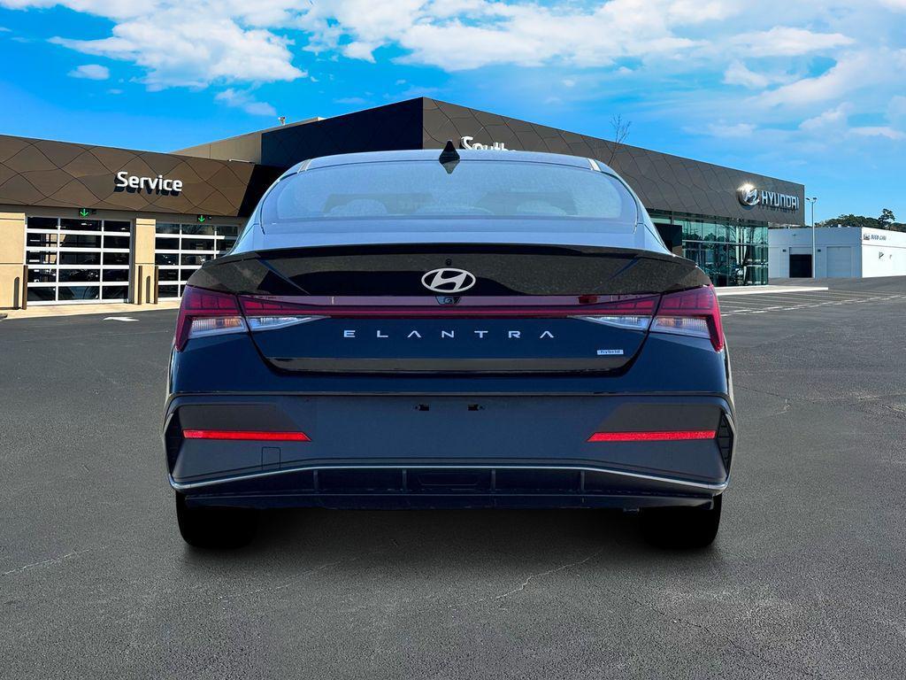 new 2025 Hyundai Elantra car, priced at $28,583
