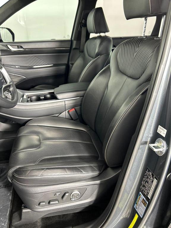 used 2023 Hyundai Palisade car, priced at $39,550