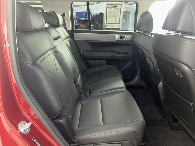 used 2025 Hyundai Santa Fe car, priced at $39,992