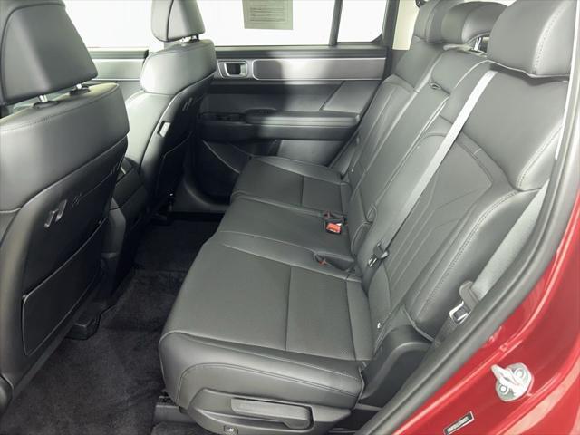 used 2025 Hyundai Santa Fe car, priced at $39,992