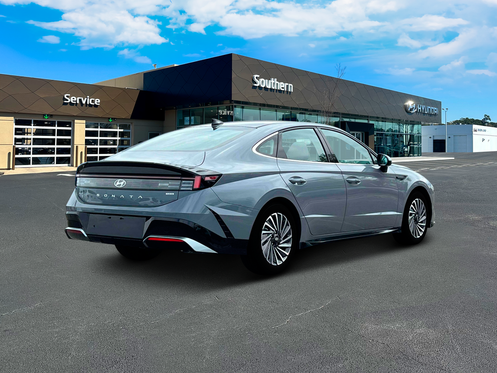 new 2025 Hyundai Sonata Hybrid car, priced at $30,090