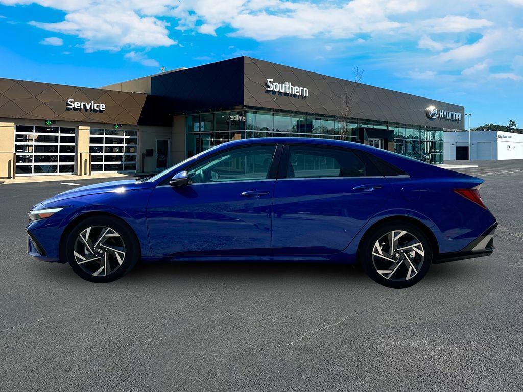 new 2025 Hyundai Elantra car, priced at $26,539