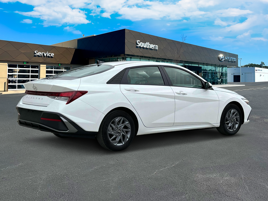 new 2024 Hyundai Elantra car, priced at $23,249