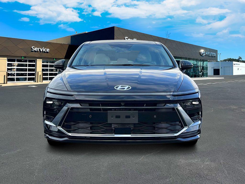 new 2025 Hyundai Sonata Hybrid car, priced at $37,202