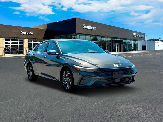 new 2025 Hyundai Elantra car, priced at $27,776