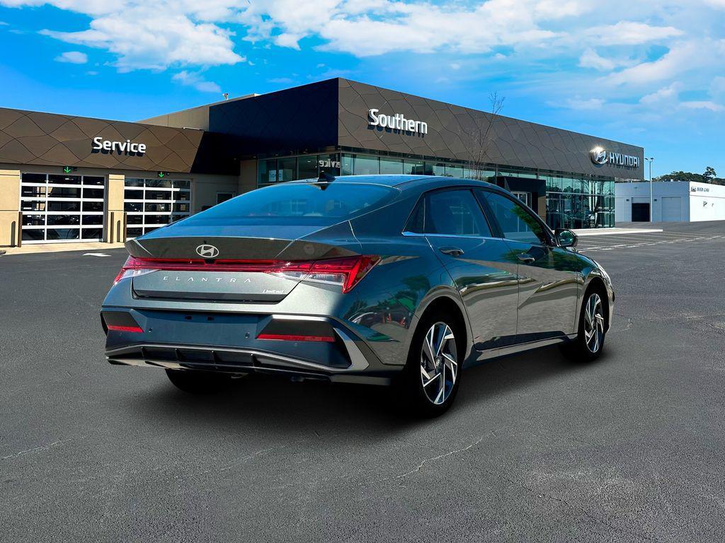 new 2025 Hyundai Elantra car, priced at $26,526