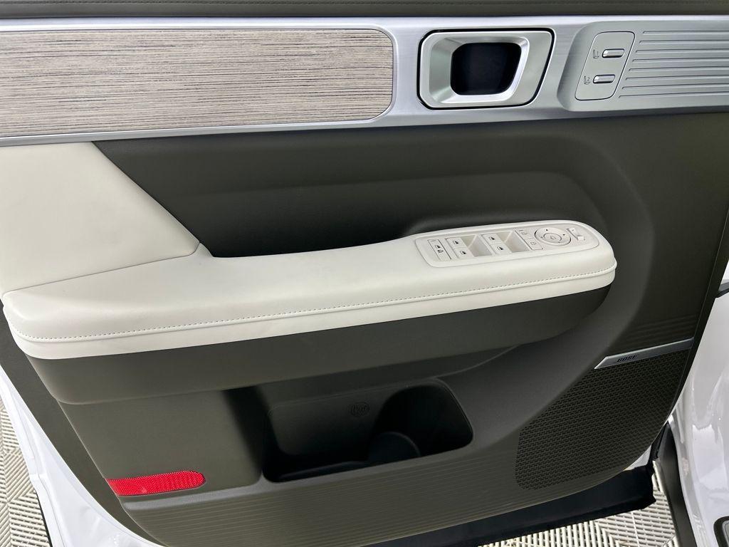 used 2025 Hyundai SANTA FE HEV car, priced at $47,160