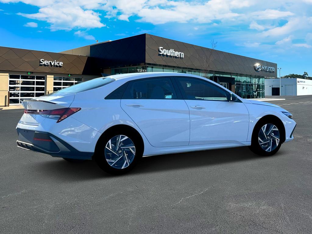 new 2025 Hyundai Elantra car, priced at $24,922