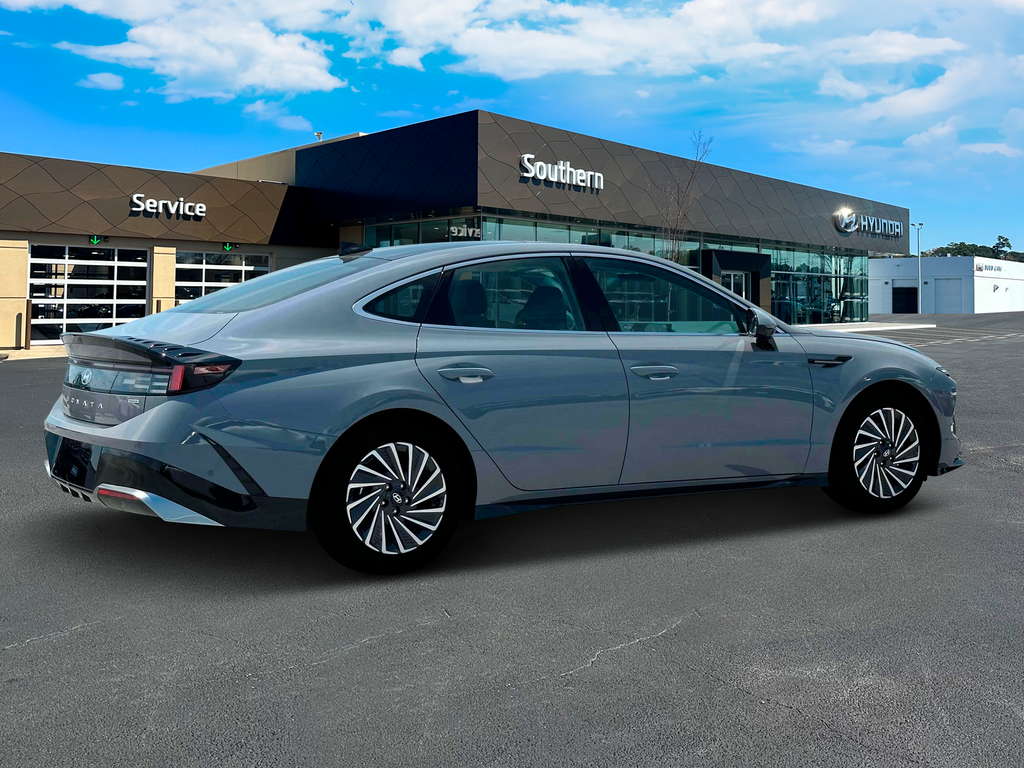 new 2025 Hyundai Sonata Hybrid car, priced at $38,269