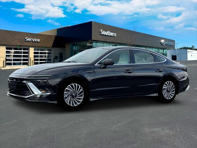 new 2025 Hyundai Sonata Hybrid car, priced at $38,740