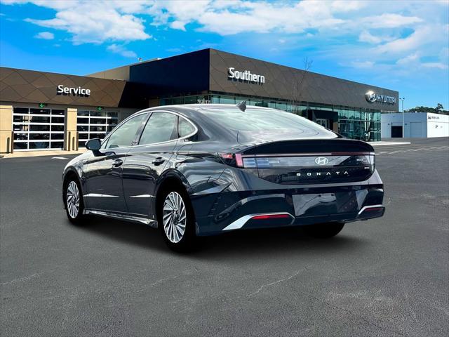 new 2025 Hyundai Sonata Hybrid car, priced at $38,740