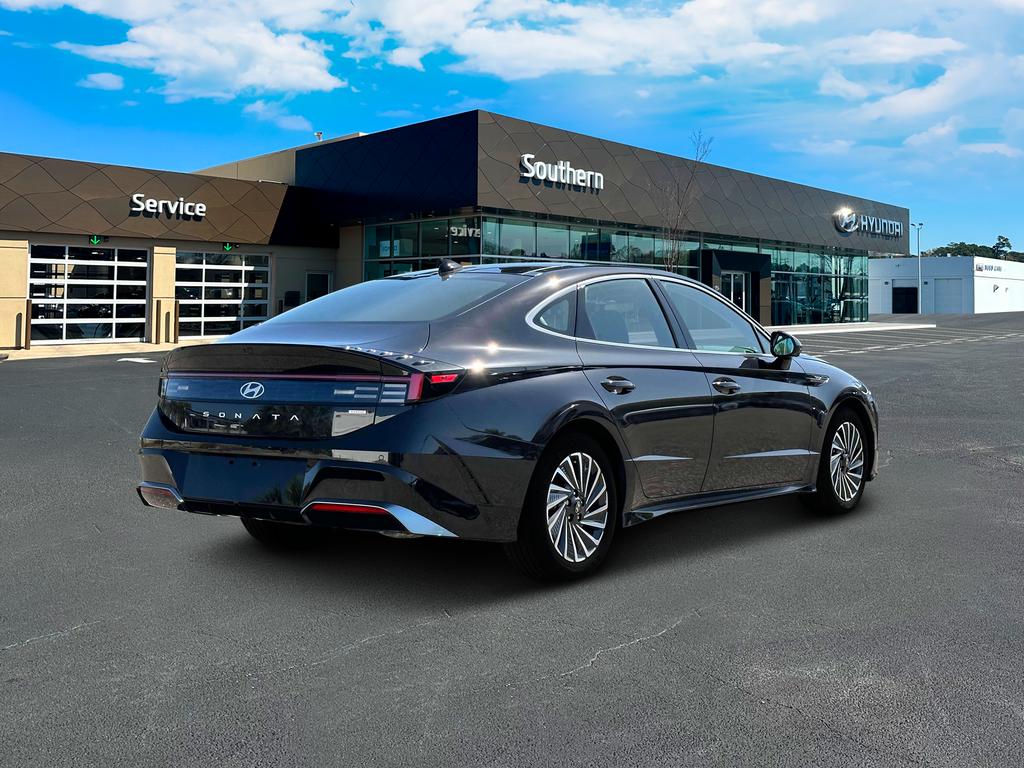 new 2024 Hyundai Sonata Hybrid car, priced at $36,079