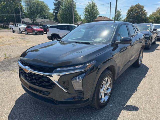 used 2024 Chevrolet Trax car, priced at $20,900