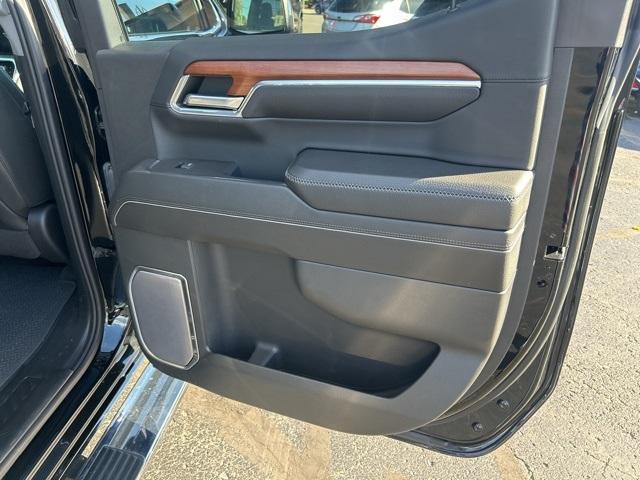 used 2023 GMC Sierra 1500 car, priced at $52,421