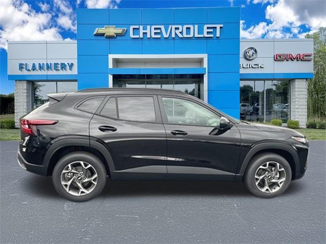 new 2025 Chevrolet Trax car, priced at $23,454