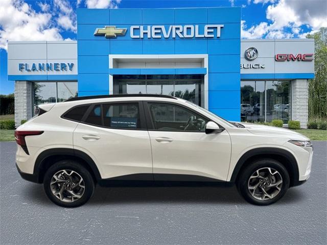 used 2024 Chevrolet Trax car, priced at $20,167