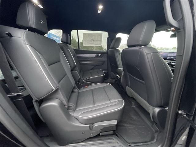 new 2025 Buick Enclave car, priced at $47,652