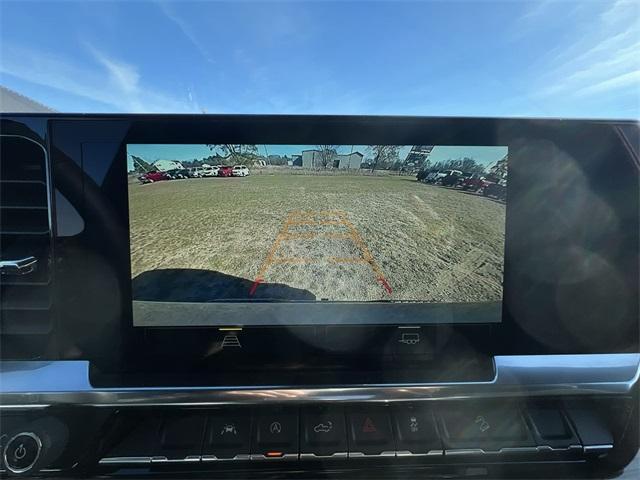 new 2024 Chevrolet Silverado 1500 car, priced at $55,998