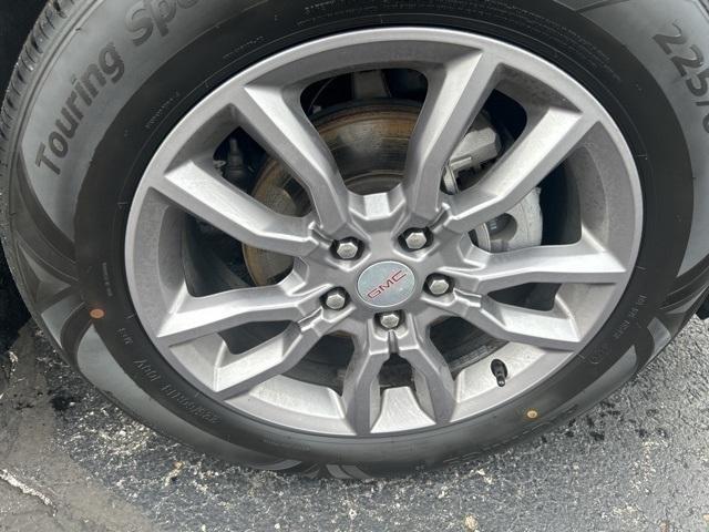 used 2024 GMC Terrain car, priced at $25,260