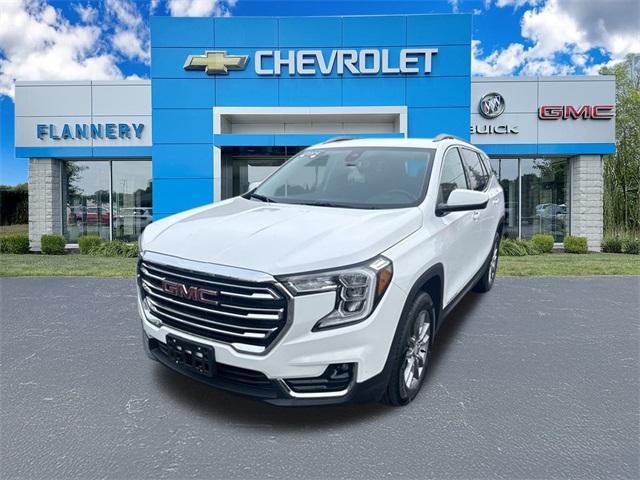 used 2024 GMC Terrain car, priced at $25,260