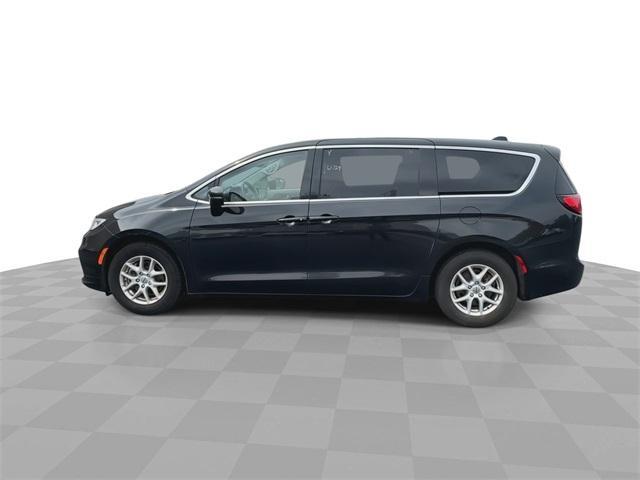 used 2023 Chrysler Pacifica car, priced at $24,467