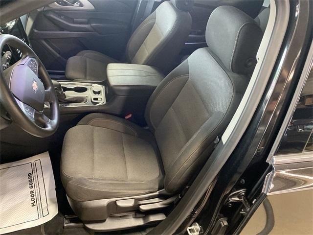 used 2021 Chevrolet Traverse car, priced at $17,990