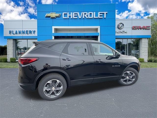 new 2025 Chevrolet Blazer car, priced at $38,589