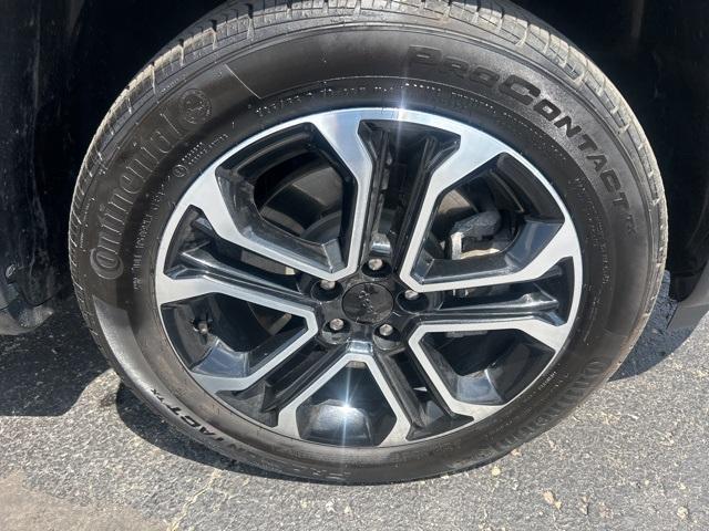 used 2023 Jeep Compass car, priced at $25,626
