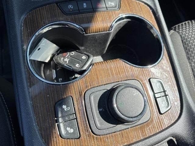 used 2023 GMC Acadia car, priced at $30,284