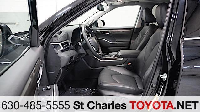 used 2024 Toyota Highlander car, priced at $49,500