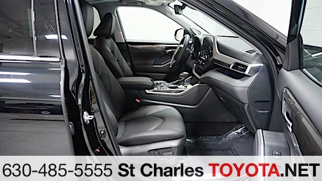 used 2024 Toyota Highlander car, priced at $49,500