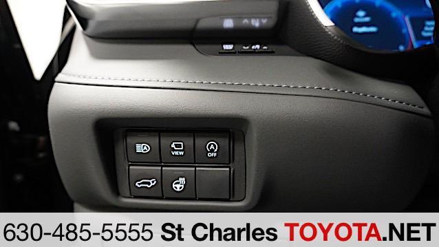 used 2024 Toyota Highlander car, priced at $49,500