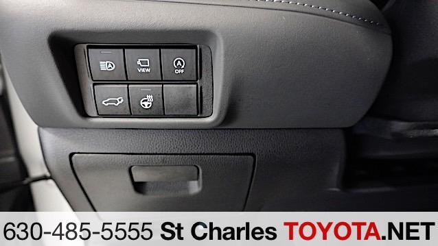 used 2024 Toyota Highlander car, priced at $47,000