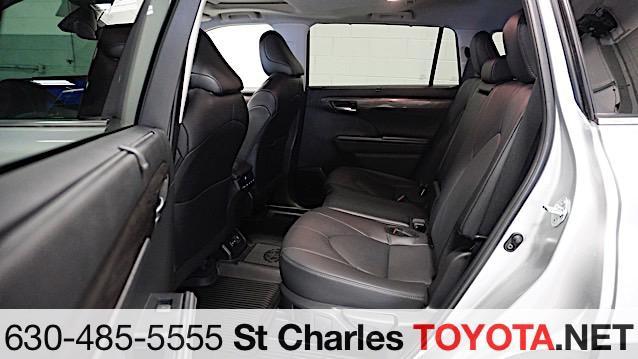 used 2024 Toyota Highlander car, priced at $47,000