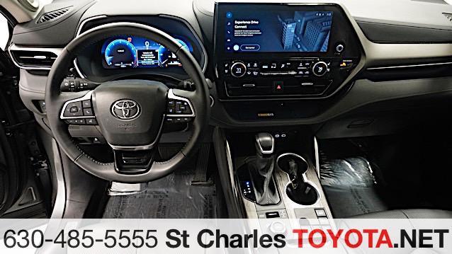 used 2024 Toyota Highlander car, priced at $48,000