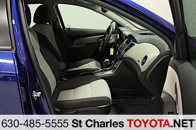 used 2013 Chevrolet Cruze car, priced at $6,000