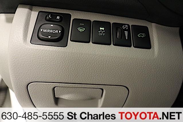 used 2012 Toyota Highlander car, priced at $16,500