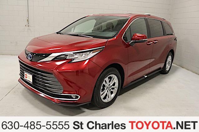 used 2025 Toyota Sienna car, priced at $56,000