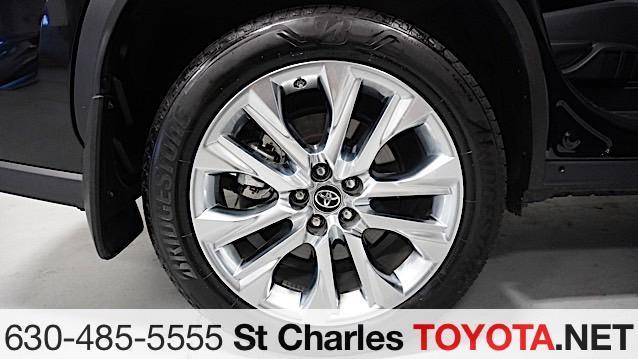 used 2024 Toyota Highlander car, priced at $49,000