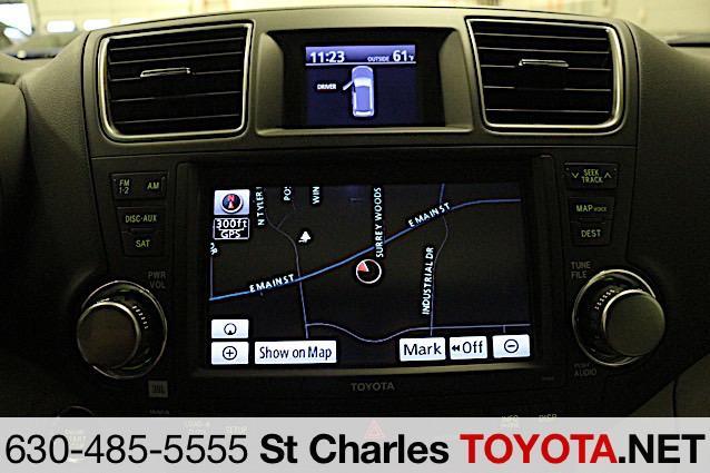 used 2012 Toyota Highlander car, priced at $11,000