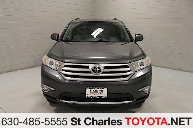 used 2012 Toyota Highlander car, priced at $11,000